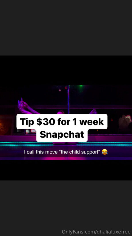Dhalialuxefree onlyfans tits