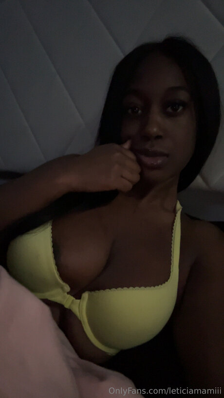 Leticiamamiii sexy onlyfans