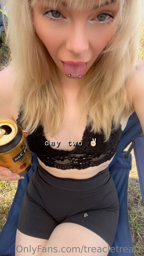 Treacletreatz nudes only fans