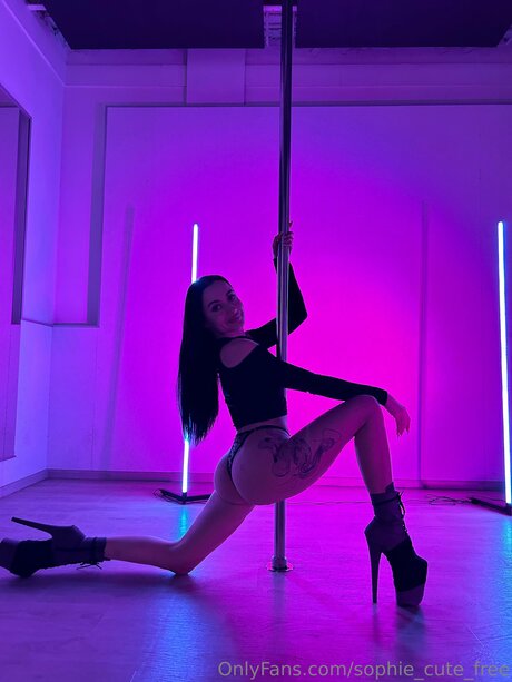 Sophiecleo nude onlyfans pics