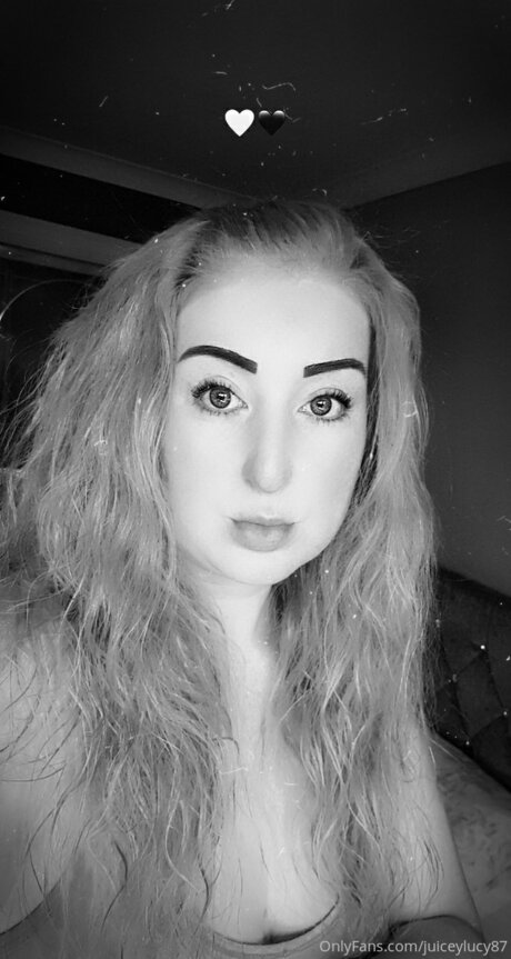 Juiceylucy87 only fans leak