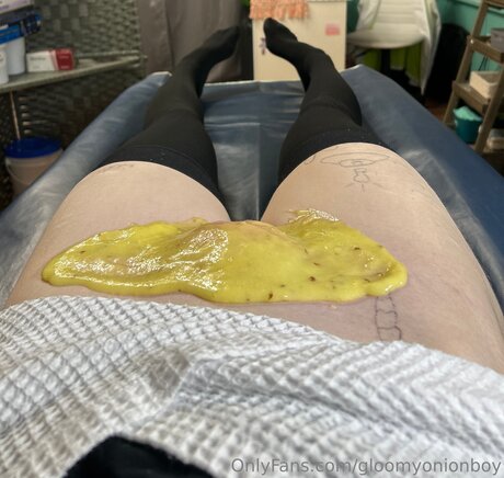 Gloomyonionboy onlyfans porno