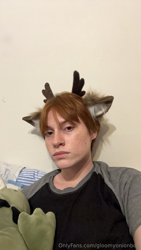 Gloomyonionboy leaks onlyfans porn