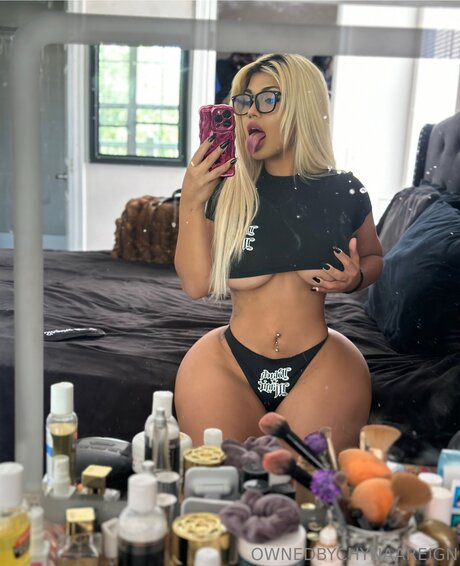 Latinaabarbiex onlyfans porn