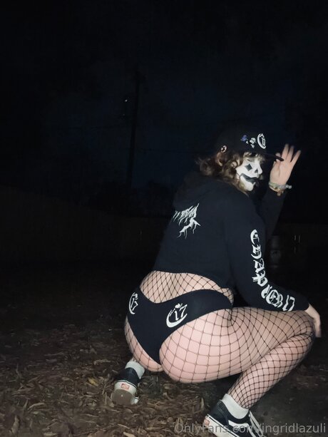 Ingridlazuli strip onlyfans