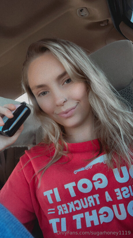 Illuminatebebe onlyfans post