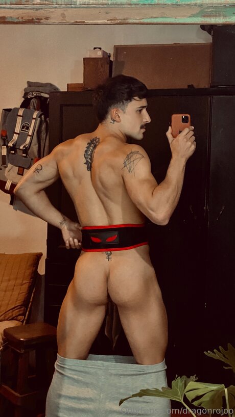Dragonrojoo1 onlyfans nudes