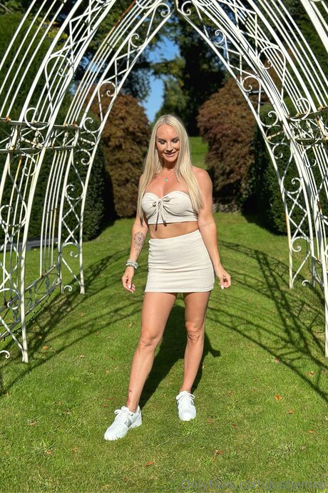 Jemanddazfree feet onlyfans