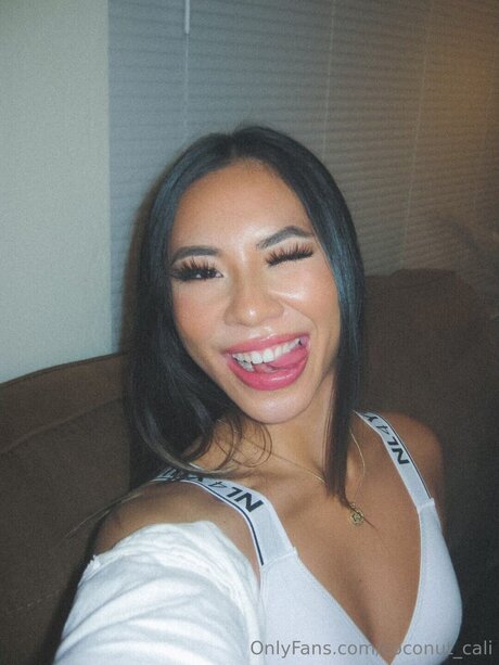 Caliiroll onlyfans leaks naked