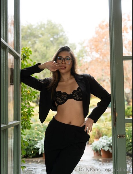 Caliiroll porn onlyfans