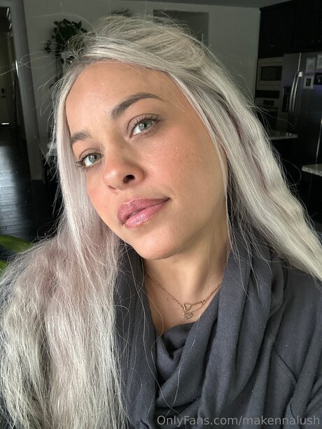 Makennalush is on onlyfans