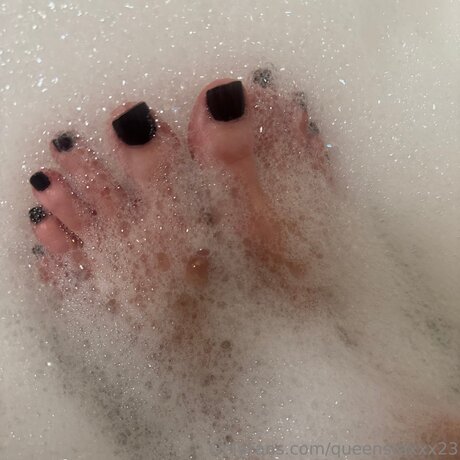 Queenstaxxx23 onlyfans posts