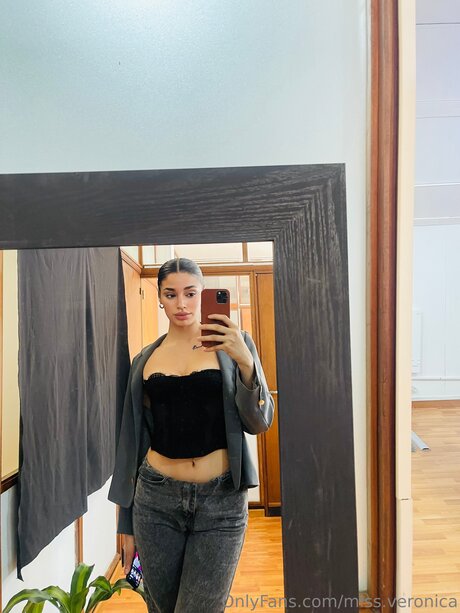 Miss Veronica onlyfans leaks.