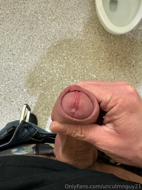 Uncutmnguy21 onlyfans naked