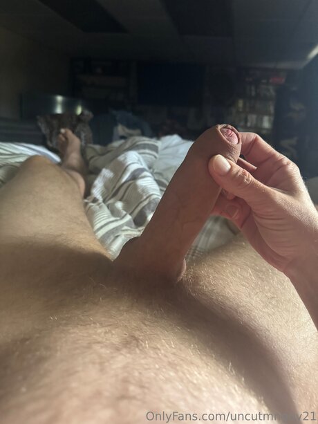 Uncutmnguy21 onlyfans leak xxx