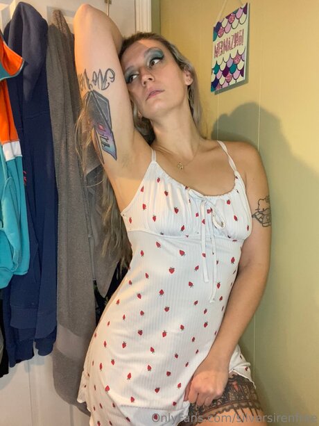 Silversirenfree onlyfans explicit content