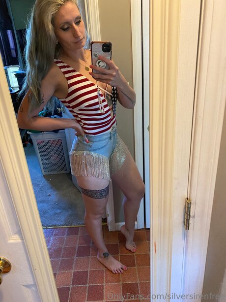 Silversirenfree onlyfans topless