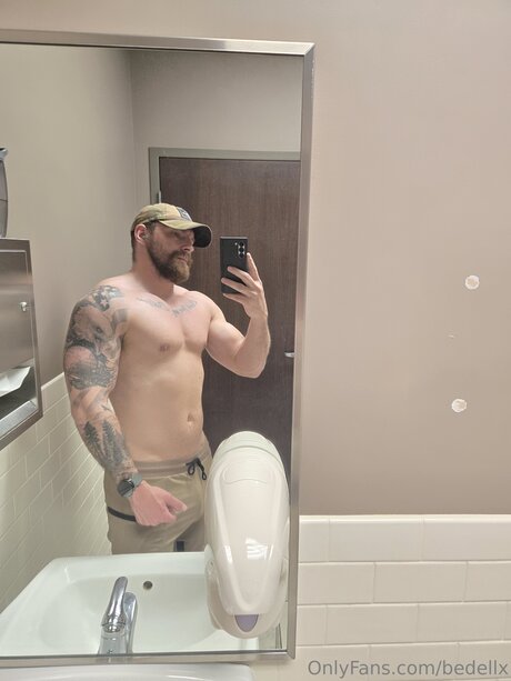 Bedellx onlyfans model photo