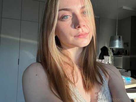 Vallmi leaked nudes onlyfans