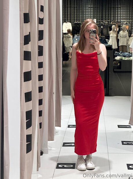 Vallmi nudes onlyfans leaks