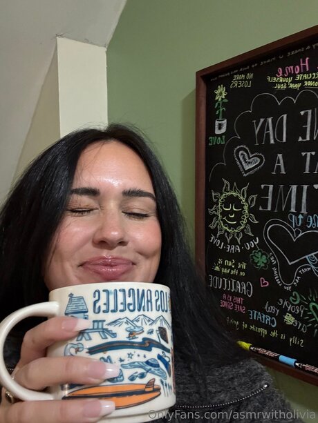 Asmrwitholivia onlyfans pics leaked