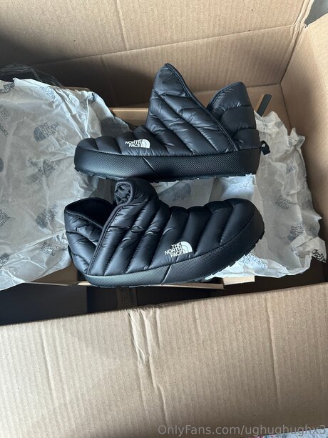 Ughughughx3 onlyfans uncensored