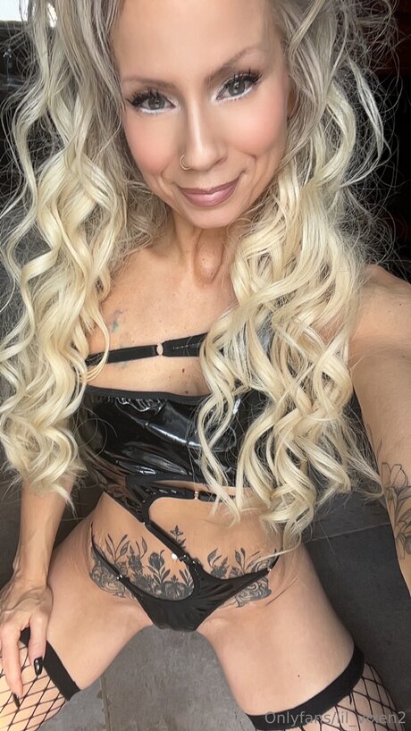 Lil Vixen2 onlyfans model photo