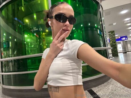 Violet Dreams69 onlyfans nudes