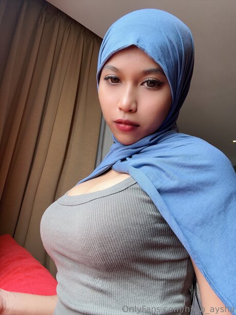 Hijab Aysha onlyfans naked porn