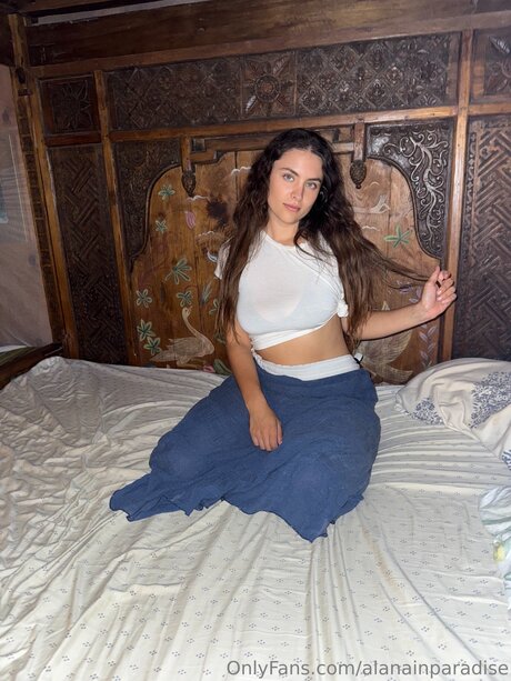 Alanainparadise onlyfans public photos