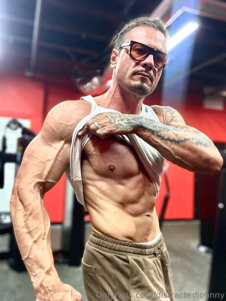 Distractedjohnny onlyfans free