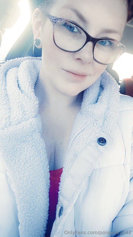 Poisonivy042 onlyfans full