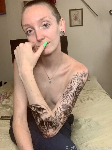 Freshkiiwii Free onlyfans sexy