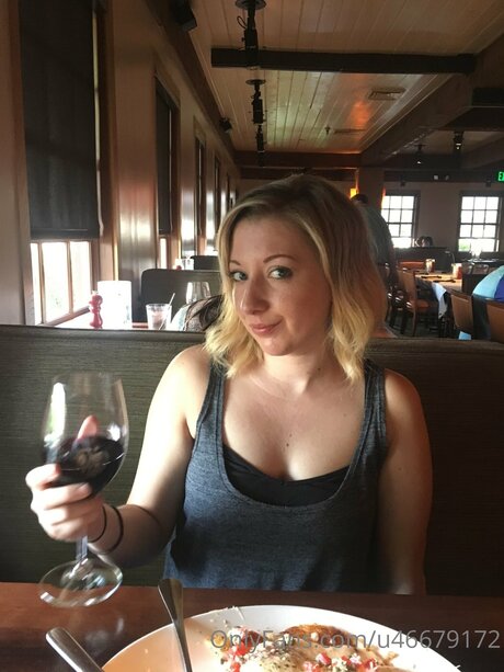 Autumn4u32 nsfw onlyfans