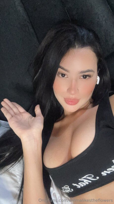 Emmalikestheflowers naked onlyfans leaks