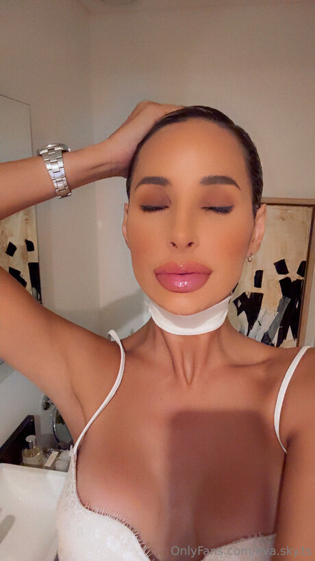 Eva Sky Ts onlyfans naked