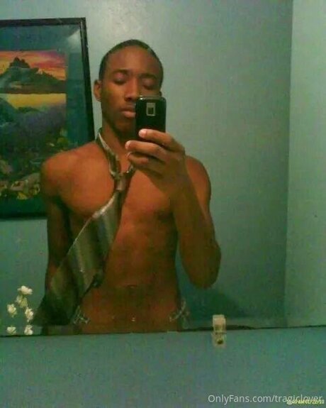 Tragiclover naked on onlyfans