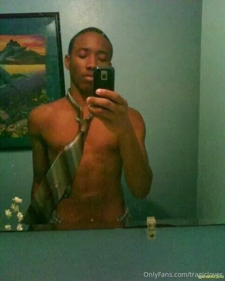 Tragiclover onlyfans leaked tits