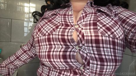 U142304008 onlyfans nude content