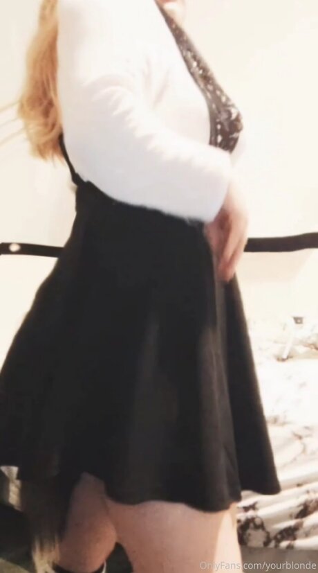 Yourblonde leaks onlyfans