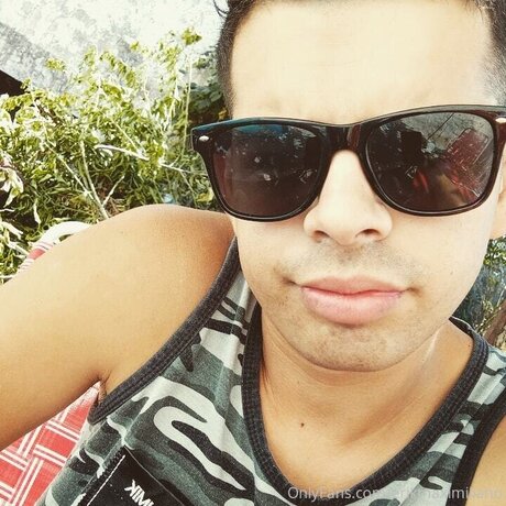 Erikmaximiliano leaked nudes onlyfans