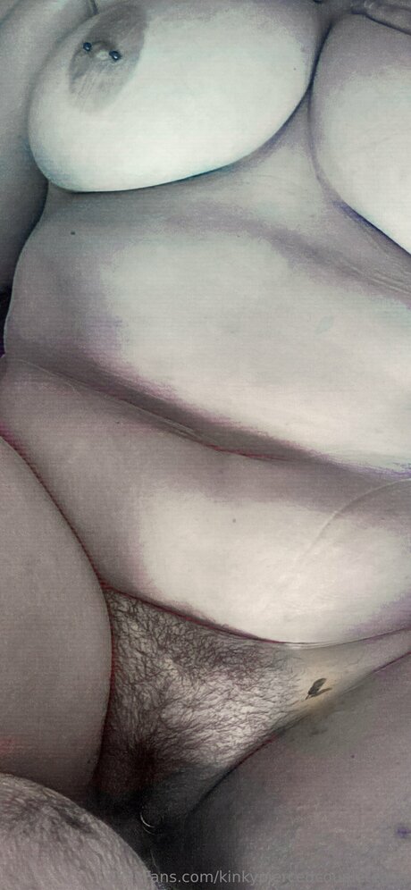 Kinkypiercedcoupletease onlyfans leaks nudes