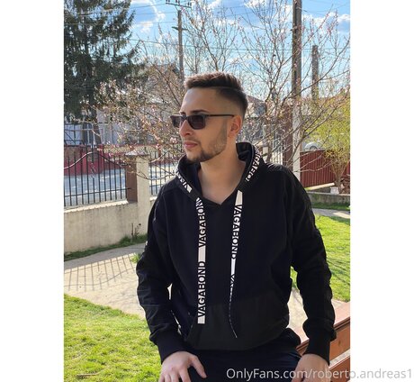 Roberto Andreas1 naked onlyfans leaked