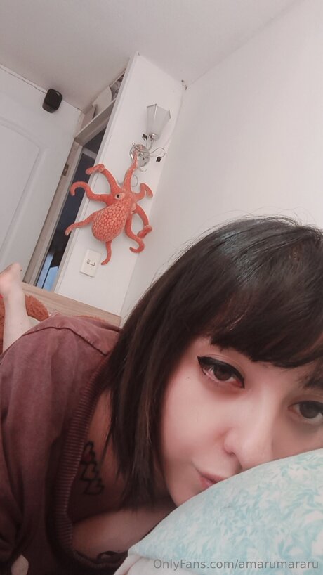 Amarumararu nude on onlyfans