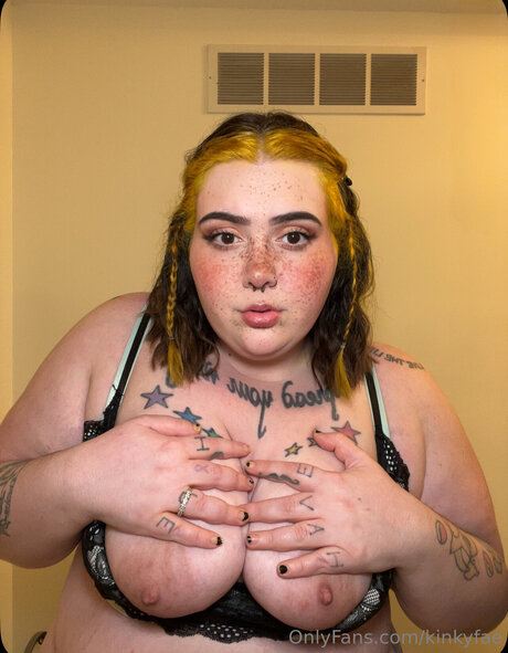 Kinkyfae onlyfans leaked tits