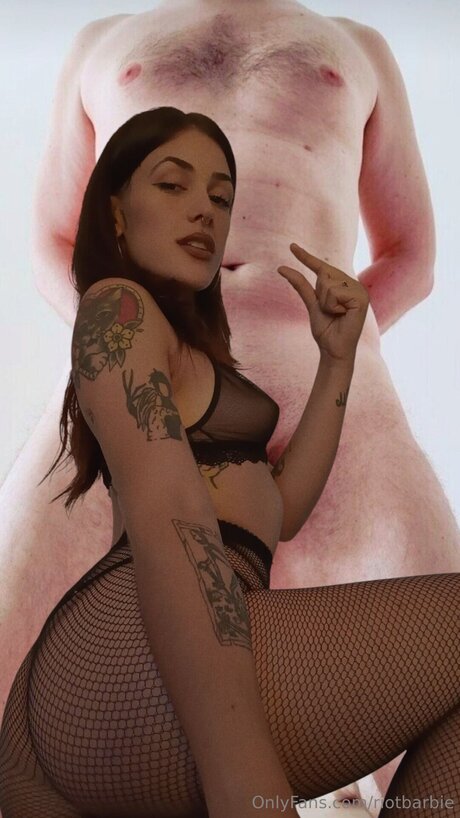 Riotbarbie only fans xxx