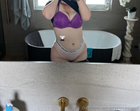 Prprincesswolf onlyfans picture