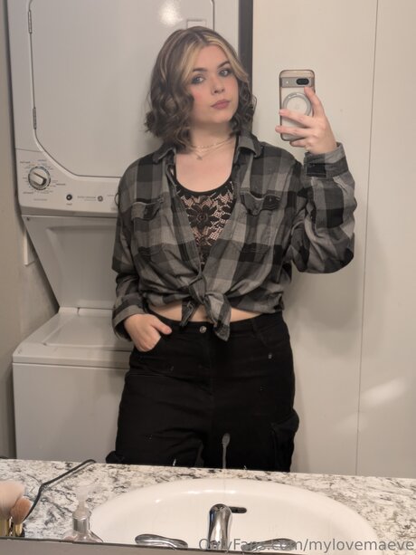 Mylovemaeve onlyfans nudes leak