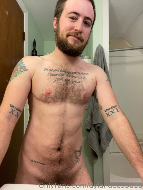 Dylandixon nude onlyfans leaks