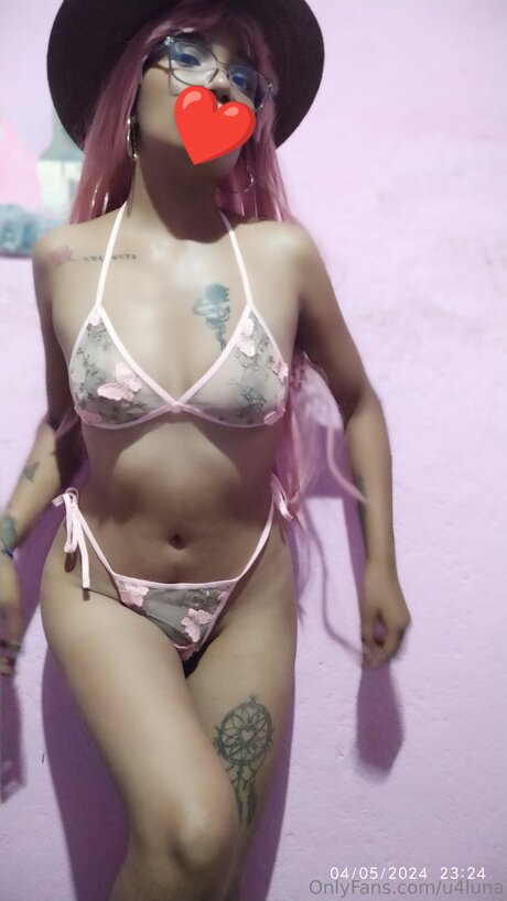 18 onlyfans nude pic